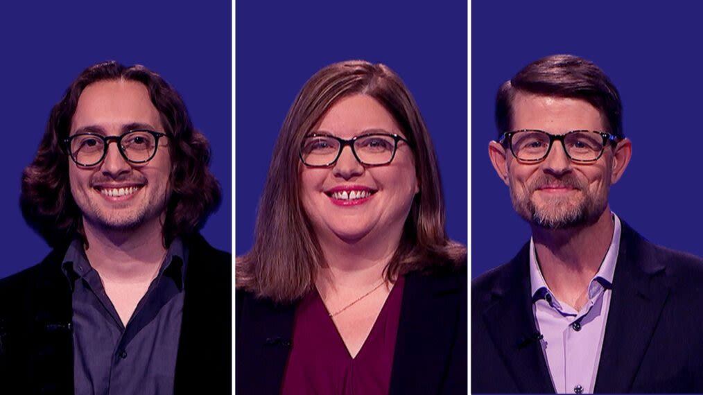 'Jeopardy!' Fans Bash Players for Avoiding Valuable Clues