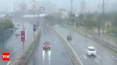 Heavy rains lash Mumbai, SoBo records 326 mm in 3 days | Mumbai News - Times of India