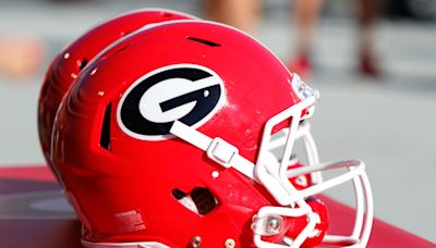 Four-star OL projected to commit to Georgia football