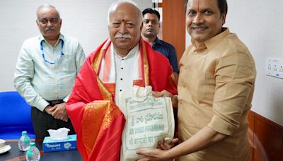 RSS chief Mohan Bhagwat briefed on development programmes in TTD temples