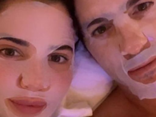 Mauricio Ochmman está tan enamorado de Lorena González que se hacen mascarillas juntos