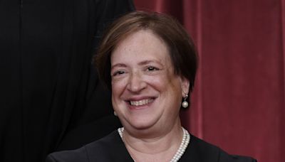 Supreme Court justice reinforces support for ethics code