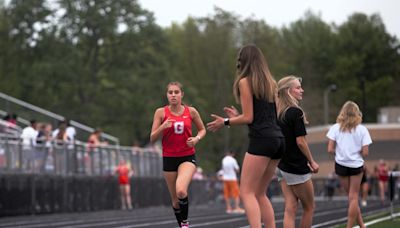 Teams of the Year: Glenwood cross country, Rochester football, Lincoln hoops win state