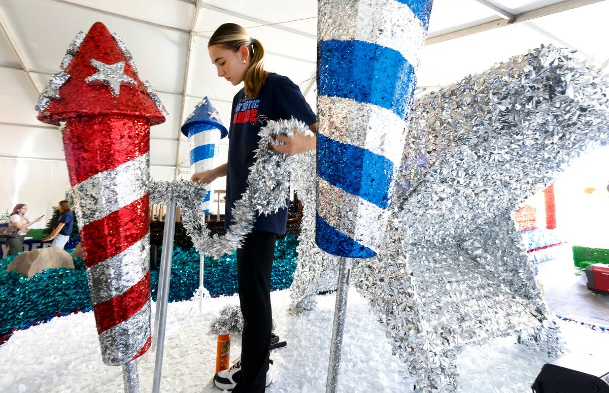 Summerlin’s July 4th parade celebrates 30 years with patriotic passion