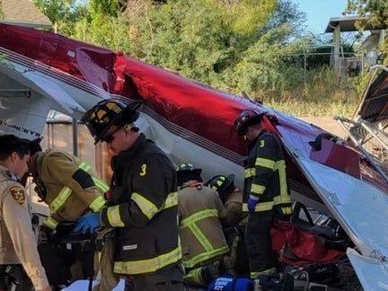 Residents unharmed after small plane crashes into Arizona home, hospitalizing pilot