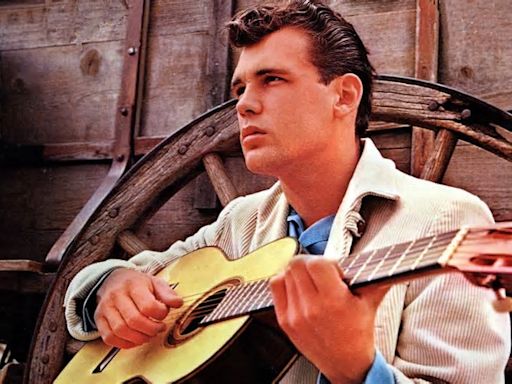 Duane Eddy, King of the Twangy Guitar, Dead at 86