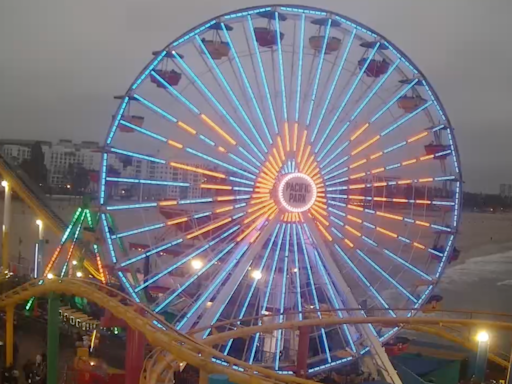 Santa Monica Ferris wheel honors KTLA’s Sam Rubin