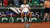 Medvedev gives amusing response to match being delayed by pigeon at French Open
