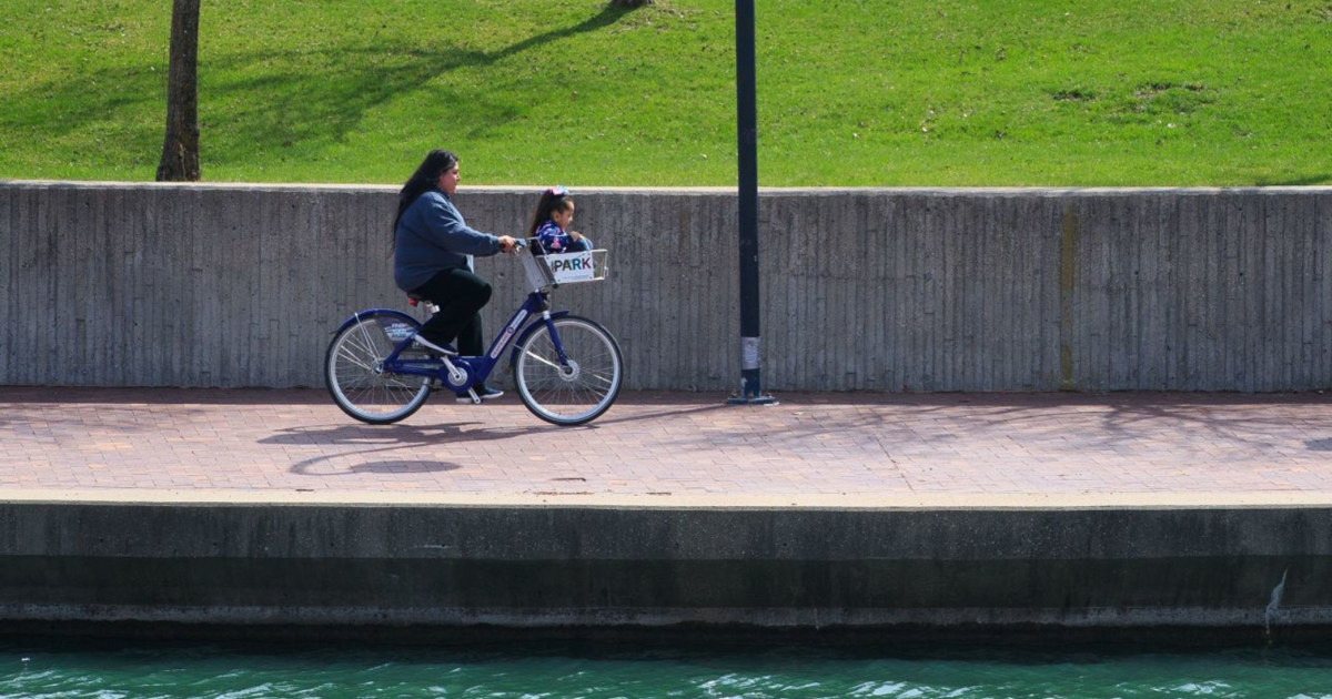 Mild, dry and 'refreshing' weather is forecast for the Omaha metro this week