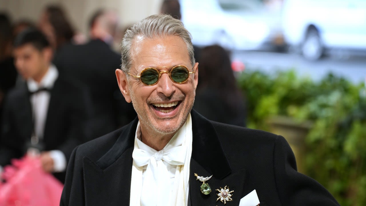 At the Met Gala 2024 Red Carpet, Jeff Goldblum’s Look Was Literally Inspired by “The Garden of Time”