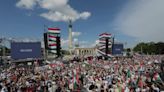 Hungarians Rally in Support of Orban Rival on Eve of EU Vote