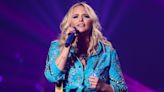 Fan 'appalled' by Miranda Lambert scolding her for taking selfies at concert: 'Felt like I was back at school'