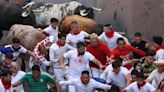 Así ha sido el segundo encierro de San Fermín 2024: rapidísima y peligrosa carrera de los Cebada Gago