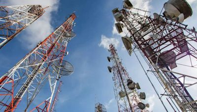 Spectrum auction: DoT to issue demand note to telcos this week for payment - ET Telecom