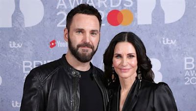 Courteney Cox, de ‘Friends’, revela que su novio la dejó en la primera sesión de terapia de pareja