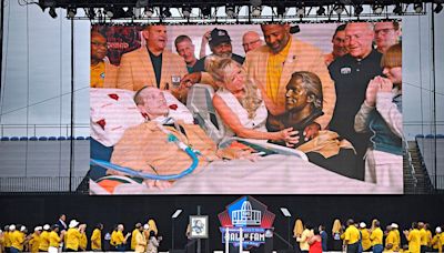 NFL legend Steve McMichael in hospital bed as he's inducted into Hall of Fame in heartbreaking ceremony