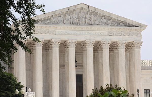 Supreme Court justices disclose how many gifts they received