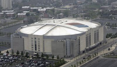 Bulls, Blackhawks owners unveil $7 billion plan to transform area around United Center