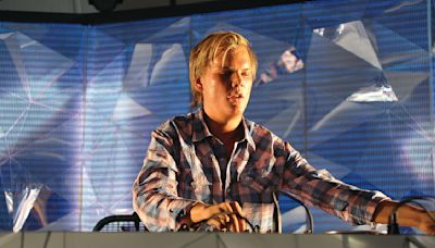 “I miss him every minute, of course”: Avicii’s father talks about his grief