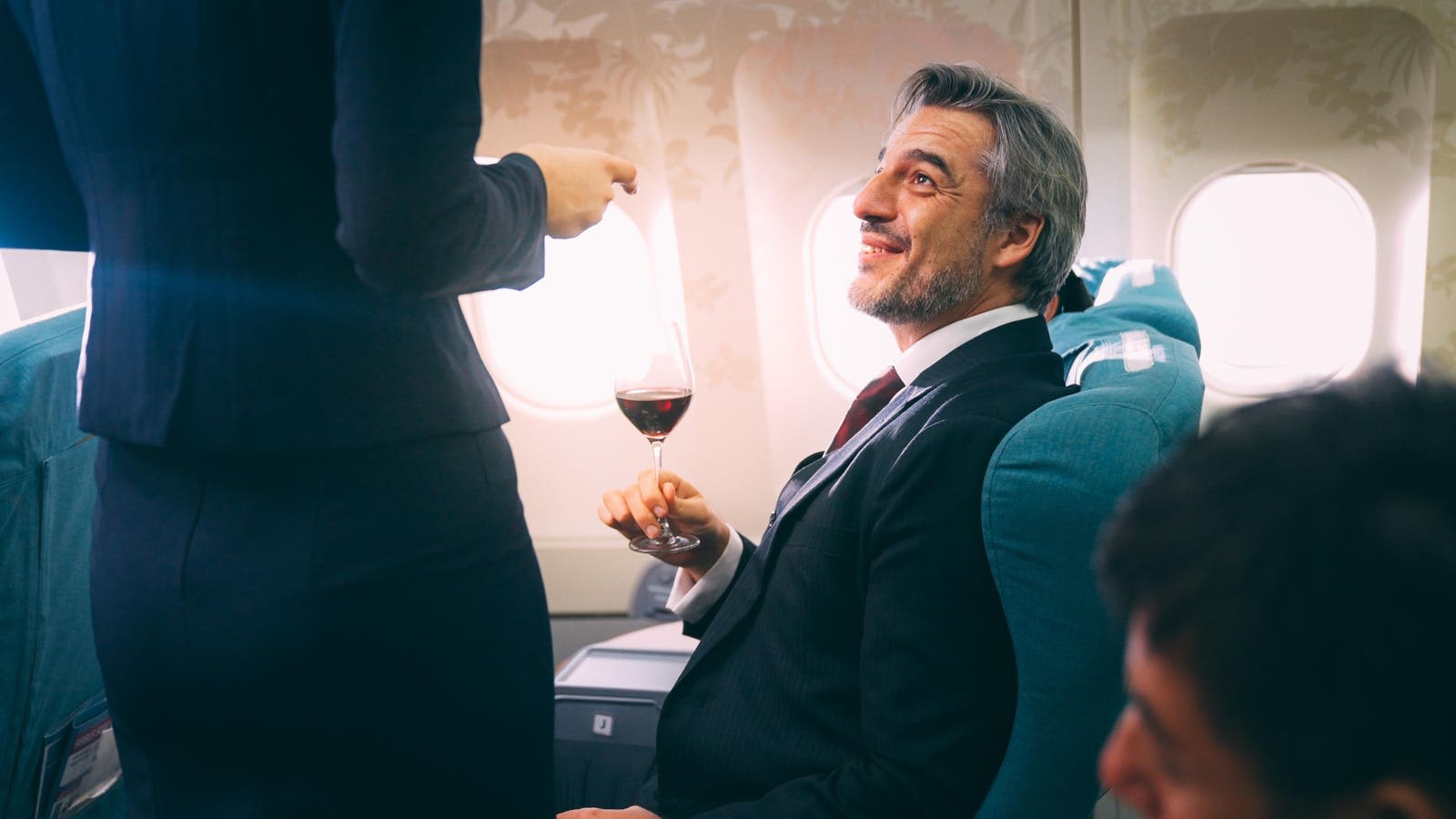How Airlines Choose Wine To Serve Onboard Flights
