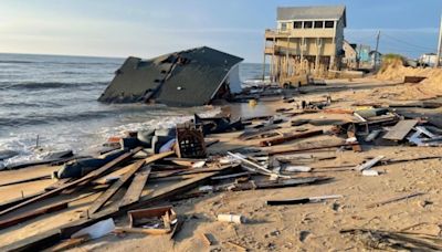 'The houses can really fall at any time' | Another house collapses into ocean in Rodanthe, North Carolina