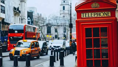 This telephone booth in UK is one of world's smallest museums