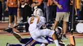 Liberty Hill outlasts Hutto 82-80 — in high school football, not basketball