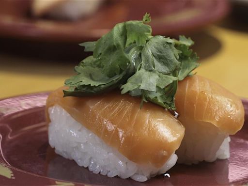 敢吃嗎？「香菜鮭魚壽司」限時19天開賣 再抽雙人來回機票