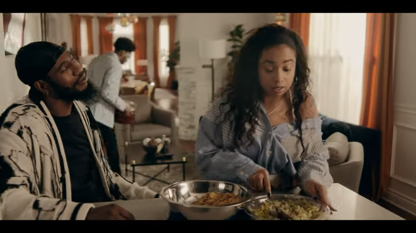 Rob and Tiff Hosts Thanksgiving on Clip From This Week's Episode of 'The Chi'