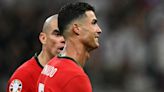 VIDEO: Cristiano falla el penal para Portugal ante Eslovenia en el tiempo suplementario y rompe en llanto | Goal.com Espana