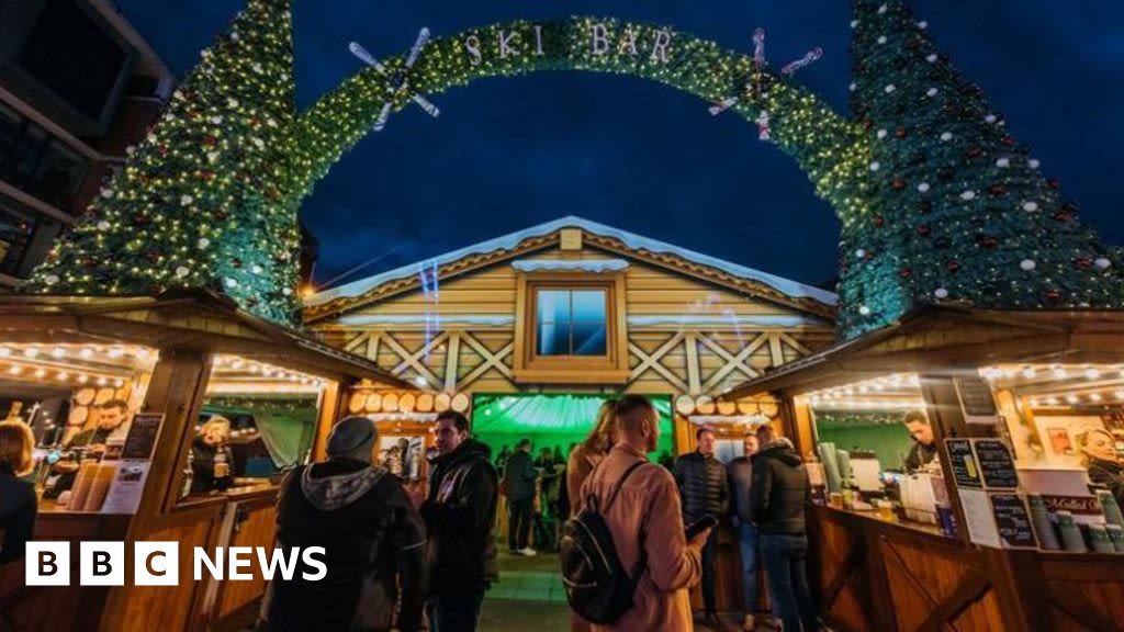 Leeds Christmas market and ice rink to return