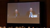 Buffett shares good news on profits, AI thoughts at meeting