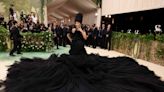 ¡OMG! Cardi B revela que su look del Met Gala llevaba canas y maquillaje 'de anciana', ¿por qué cambió de idea?