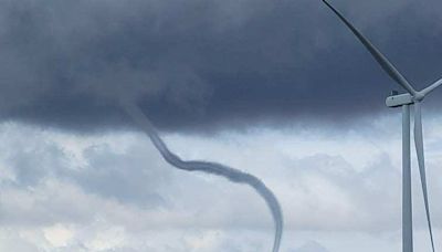 US tornado activity ramps up: Hundreds of twisters reported in April, May