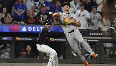 Chapman recalls how iconic game-ending play vs. Mets developed