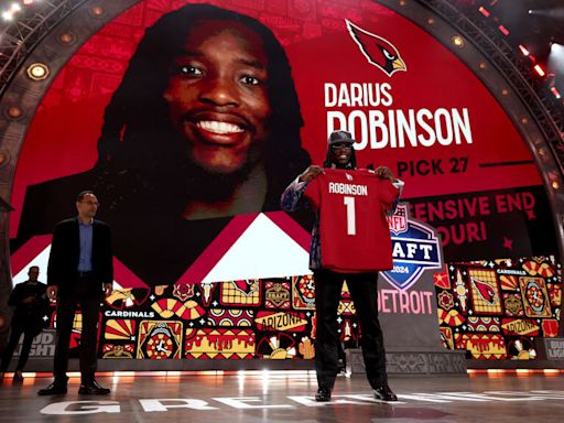 Cardinals sign 1st-rounder Darius Robinson to rookie contract