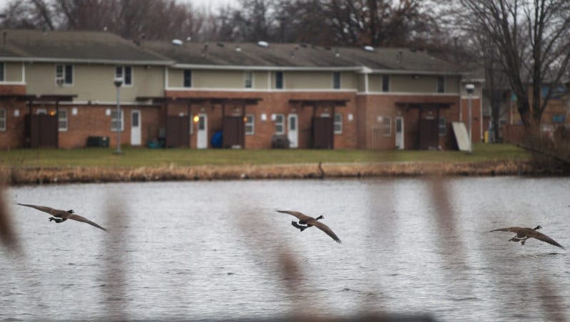 Body of man found in Summit Lake; Akron police investigating