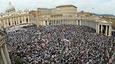 Juan Pablo II y Nelson Mandela: los últimos funerales de Estado que conmovieron al mundo