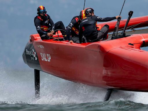 Diego Botin steers Spain to SailGP's $2M championship against heavyweights Slingsby and Burling