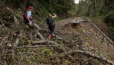 Stranded in North Carolina’s Mountains, ‘You Can’t Tell That the World’s Going On’