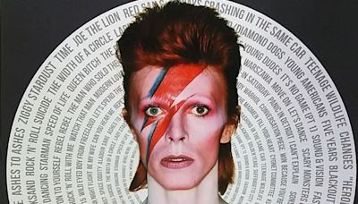 Álbum Diamond Dogs de David Bowie completa 50 anos