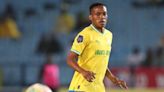 'Kaizer Chiefs like free agents, Grant Kekana is not one and is using Amakhosi to make Mamelodi Sundowns listen. Flemming Berg is finishing off Masandawana' - Fans | Goal.com South...