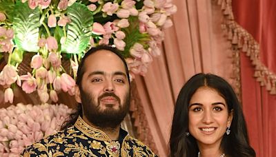 Influencer gives sneak peak into Indian billionaie wedding