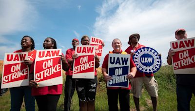 Mercedes-Benz workers in Alabama vote against UAW union membership