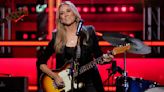 Sheryl Crow Songs: The Singer-Songwriter's 10 Greatest Hits, Ranked