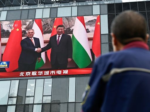 Xi Jinping pide "crear las condiciones" para un "diálogo" directo entre Ucrania y Rusia