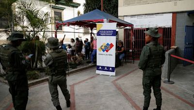 Juan Carlos Vargas, observador electoral chileno: “En algunos casos, militares venezolanos ayudaron a obtener las copias de las actas” - La Tercera