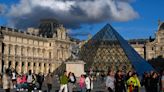 Louvre Museum and Palace of Versailles evacuated; Paris under terror alert