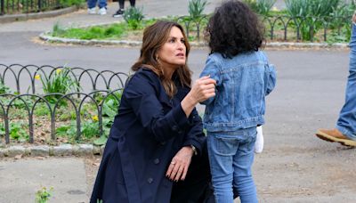 Law & Order: SVU’s Olivia Benson in Real Life! Mariska Hargitay Halts Location Shoot to Help Lost Girl