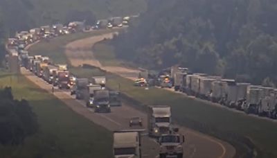 Multi-vehicle accident shuts down section of Interstate 40 westbound